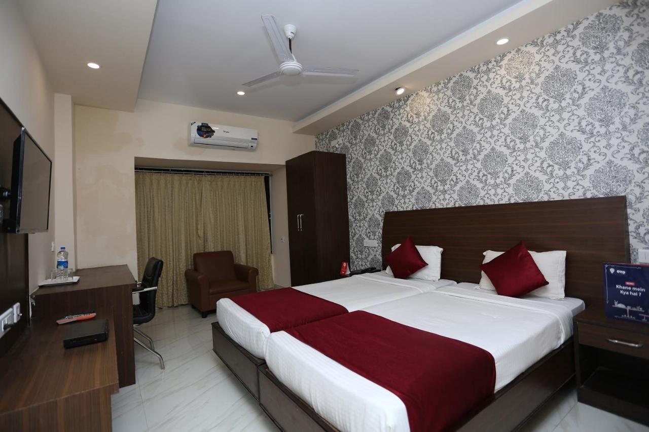 Hotel Railview Bhubaneswar Exterior photo